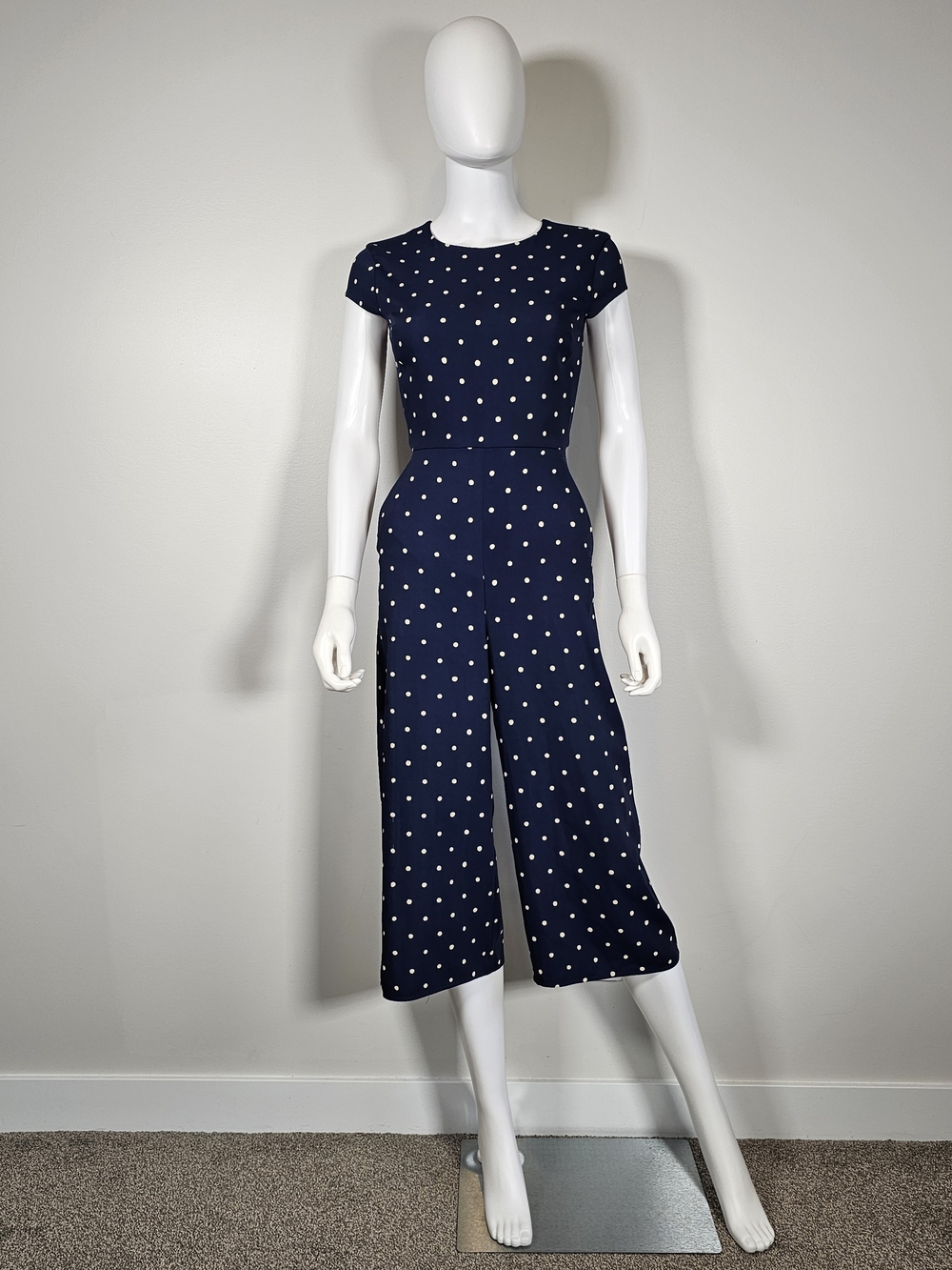 Babaton Aritzia Navy and White Polka Dot Cap Sleeve Jumpsuit Sz 00